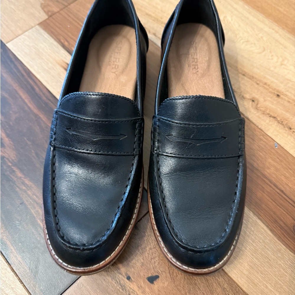 Sperry Women’s Black Leather Loafers